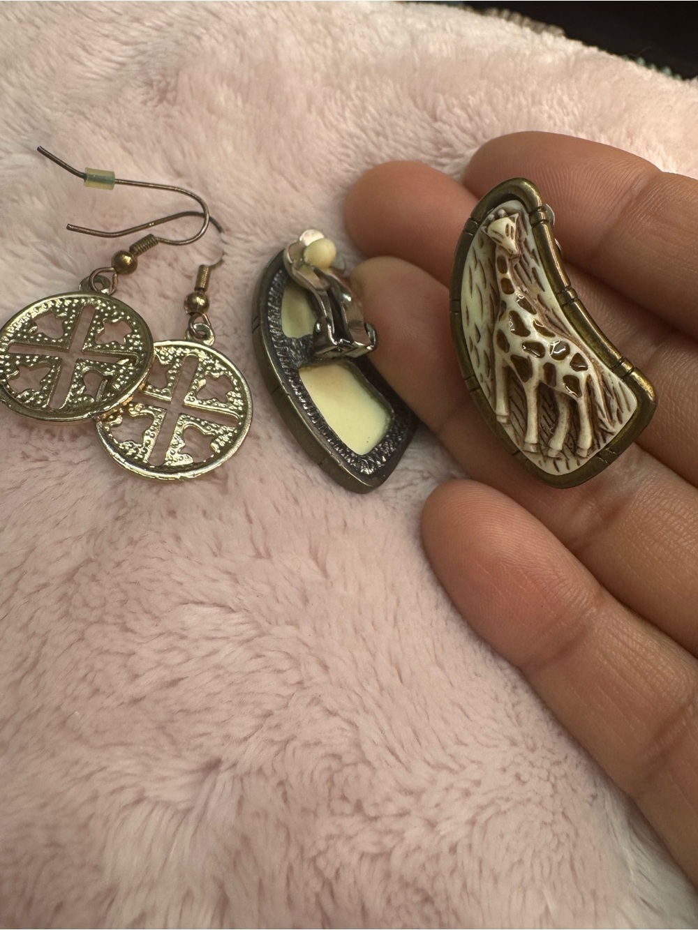 Estate vintage earrings - Picture 6 of 6